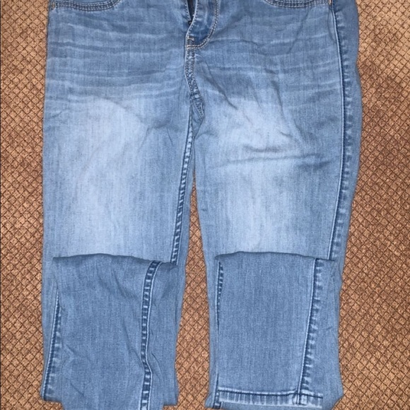 HOLLISTER jeggings! - Picture 2 of 2